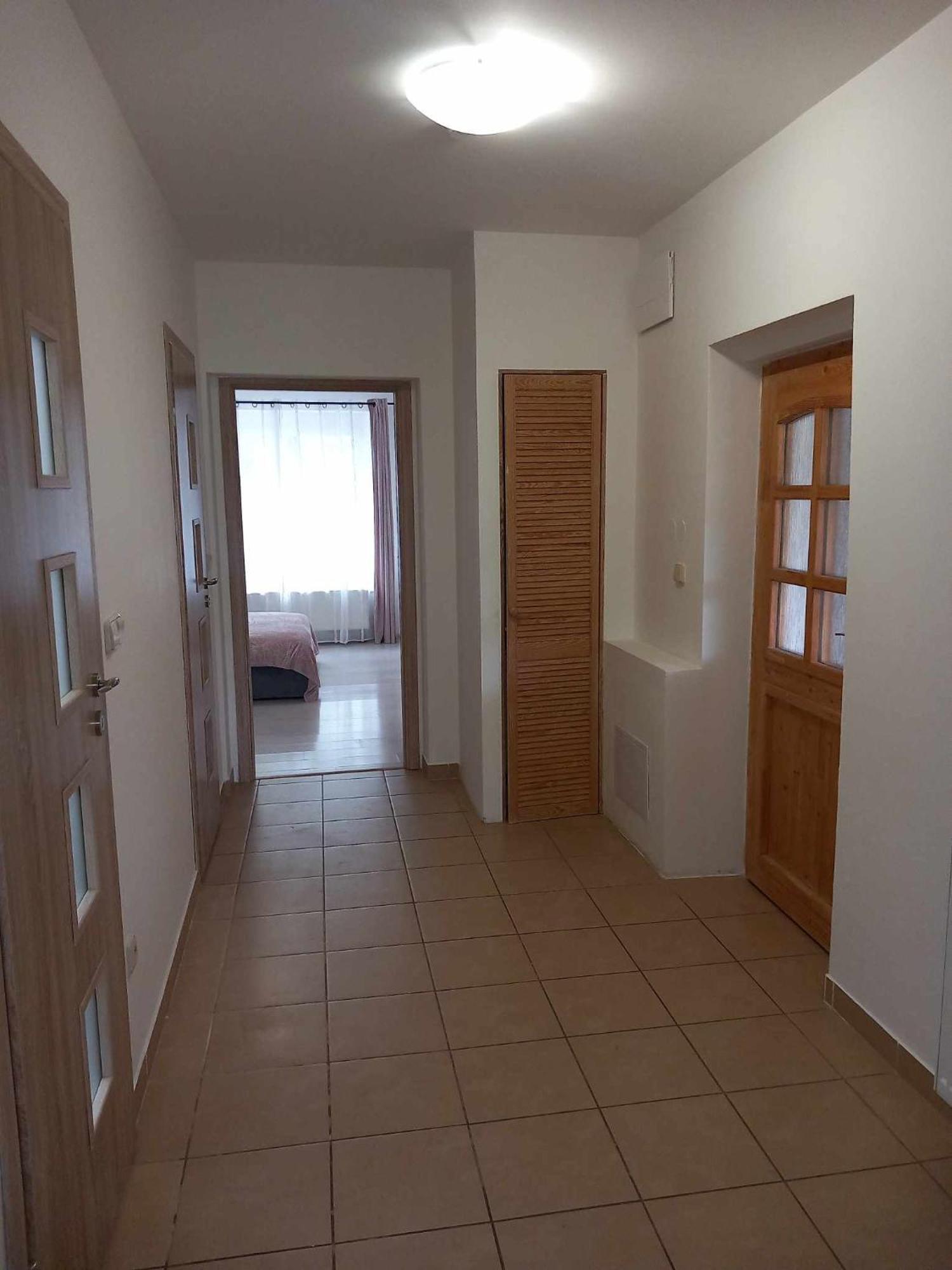 Apartmán Spi V Kuklenach 1 Hradec Králové Exteriér fotografie