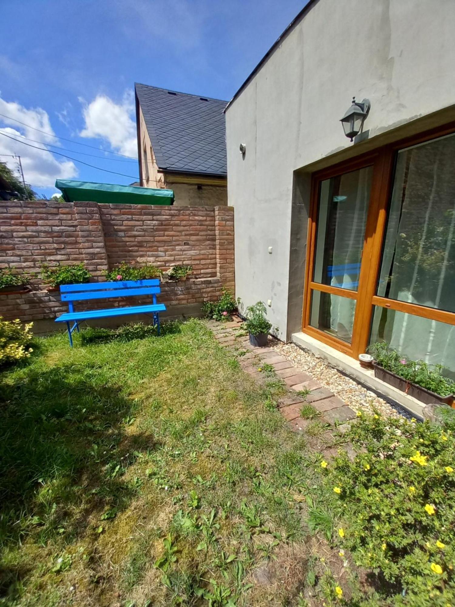 Apartmán Spi V Kuklenach 1 Hradec Králové Exteriér fotografie